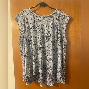 Women’s Free People top